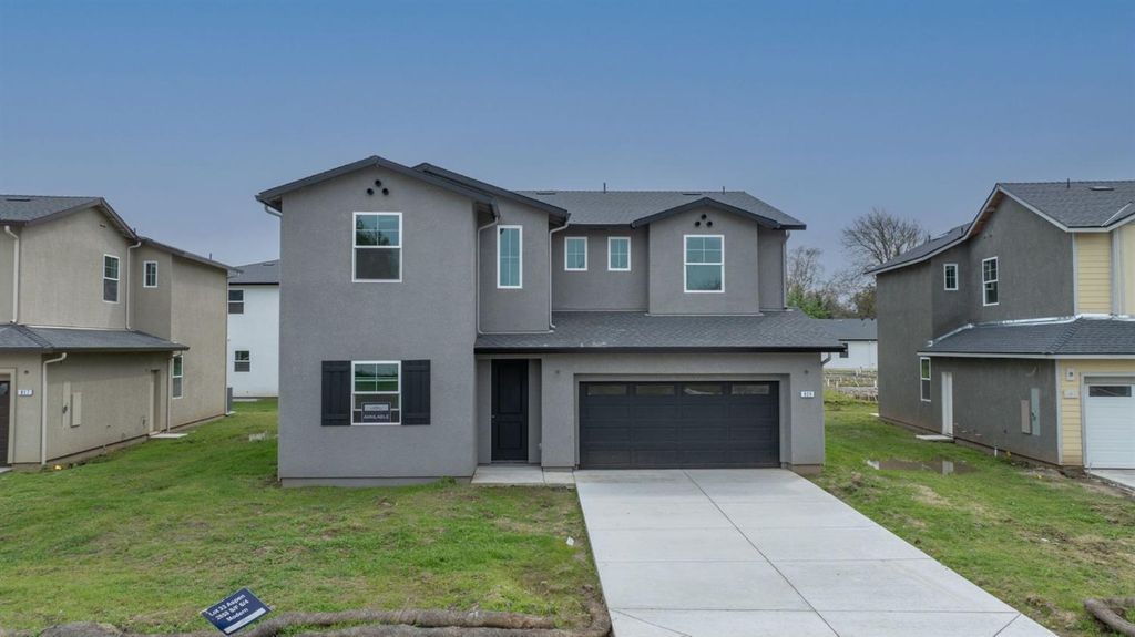 809 Tiffani Way, Oakdale, CA 95361