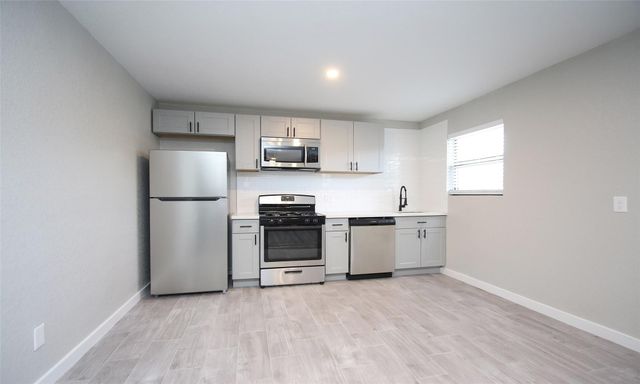 5201 Crawford Street 3, Houston, TX 77004