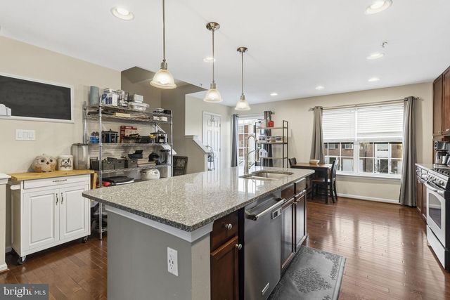 8449 STANSBURY LAKE DR, Baltimore, MD 21222