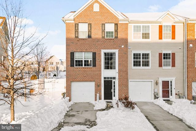 8449 STANSBURY LAKE DR, Baltimore, MD 21222