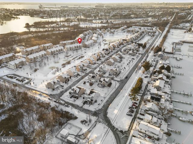 8449 STANSBURY LAKE DR, Baltimore, MD 21222