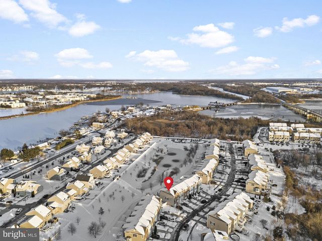 8449 STANSBURY LAKE DR, Baltimore, MD 21222