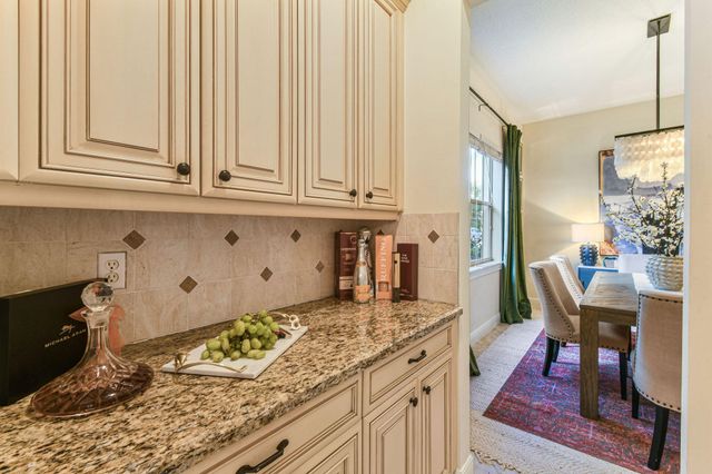 256 W Bay Cedar Circle, Jupiter, FL 33458