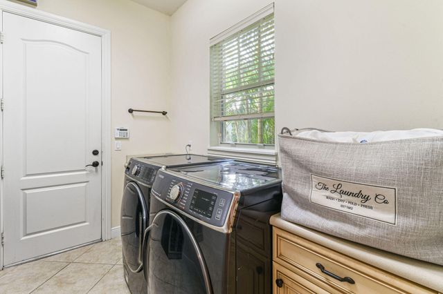 256 W Bay Cedar Circle, Jupiter, FL 33458