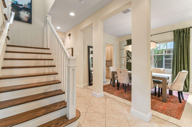 256 W Bay Cedar Circle, Jupiter, FL 33458
