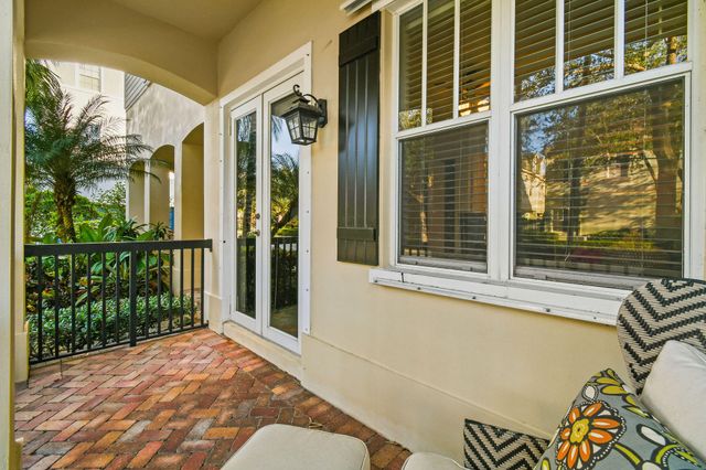 256 W Bay Cedar Circle, Jupiter, FL 33458