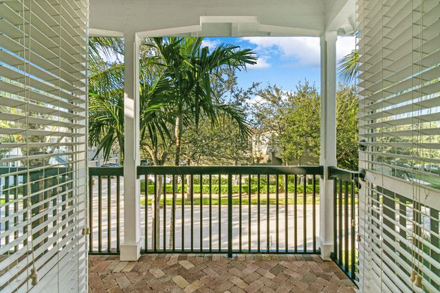 256 W Bay Cedar Circle, Jupiter, FL 33458