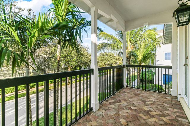 256 W Bay Cedar Circle, Jupiter, FL 33458