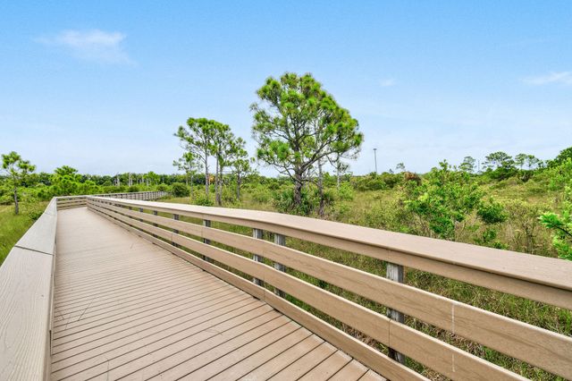 256 W Bay Cedar Circle, Jupiter, FL 33458