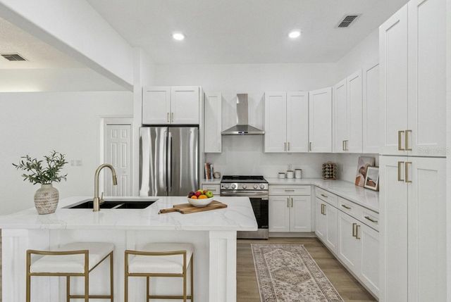 5229 HAMMOCK CIRCLE, St Cloud, FL 34771