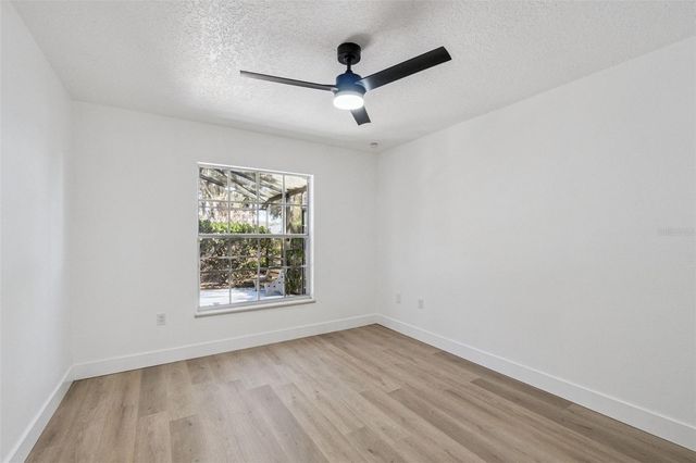 5229 HAMMOCK CIRCLE, St Cloud, FL 34771