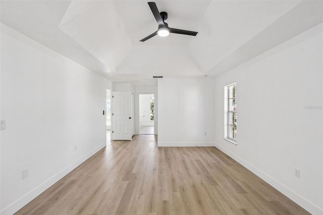 5229 HAMMOCK CIRCLE, St Cloud, FL 34771