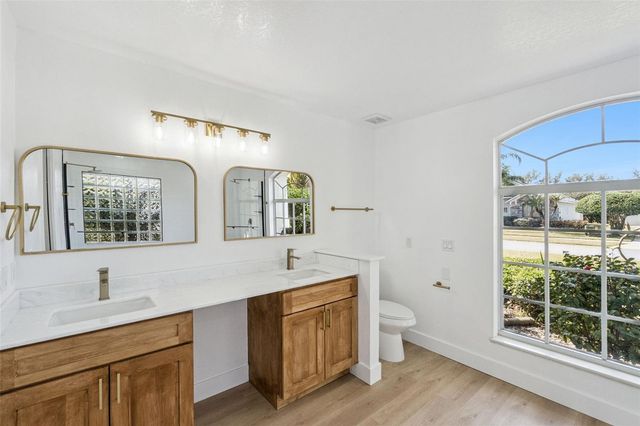 5229 HAMMOCK CIRCLE, St Cloud, FL 34771