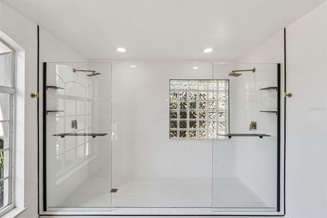 5229 HAMMOCK CIRCLE, St Cloud, FL 34771