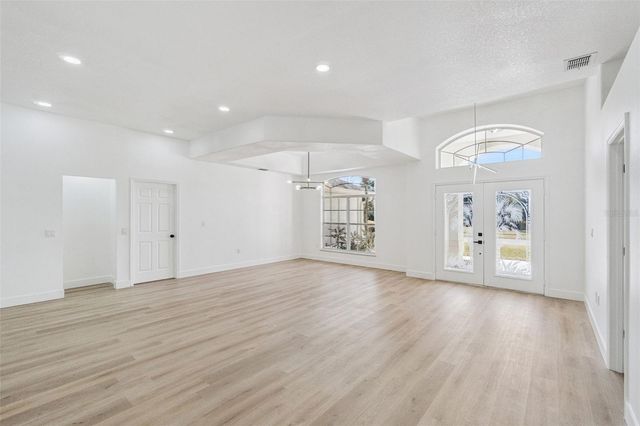 5229 HAMMOCK CIRCLE, St Cloud, FL 34771