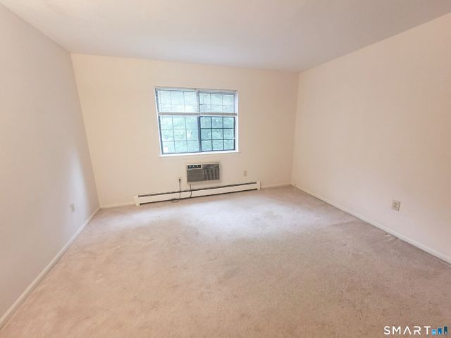 5 Essex Court, Brookfield, CT 06804