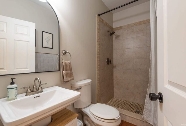 4923 N Chatham Drive, Bloomington, IN 47404