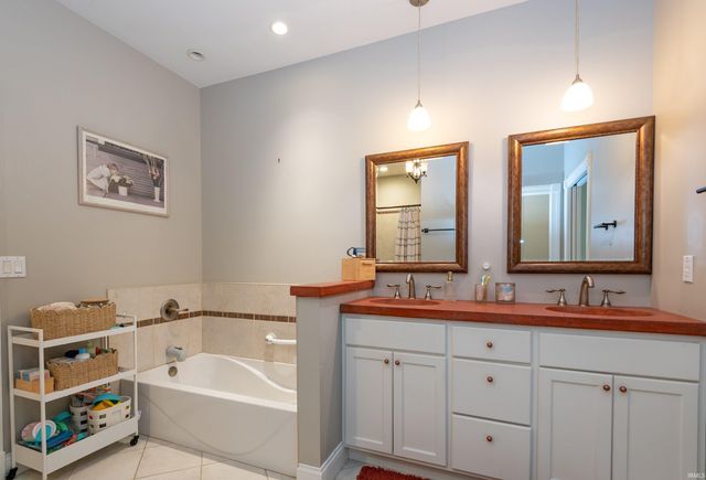 4923 N Chatham Drive, Bloomington, IN 47404
