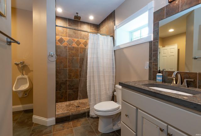 4923 N Chatham Drive, Bloomington, IN 47404