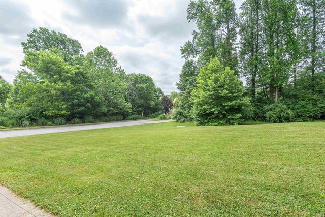 4923 N Chatham Drive, Bloomington, IN 47404