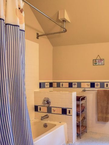 49 Neighbors Row, Conway, NH 03860