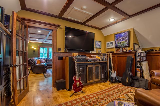 49 Neighbors Row, Conway, NH 03860