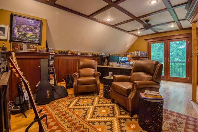 49 Neighbors Row, Conway, NH 03860