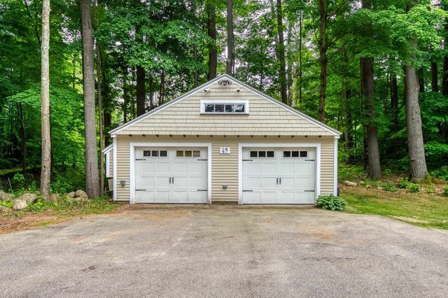 49 Neighbors Row, Conway, NH 03860