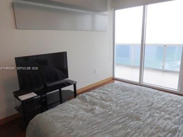 1830 S Ocean Dr 4404, Hallandale Beach, FL 33009
