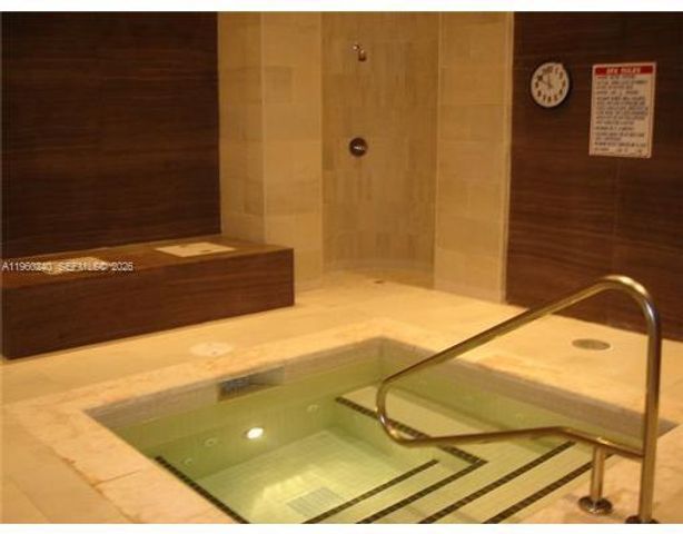 1830 S Ocean Dr 4404, Hallandale Beach, FL 33009