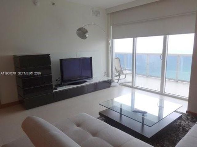 1830 S Ocean Dr 4404, Hallandale Beach, FL 33009