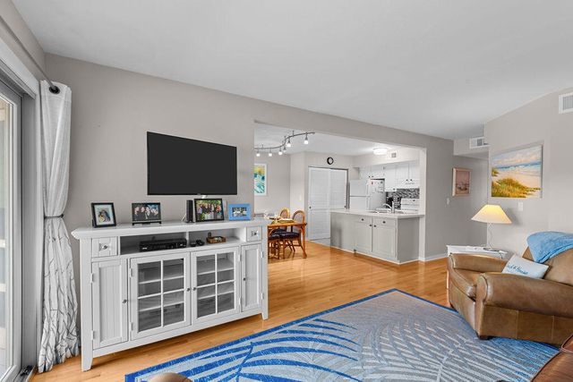 1627 Live Oak Park, Seabrook Island, SC 29455