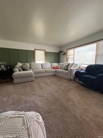 512 E Kendall Street, Lafontaine, IN 46940