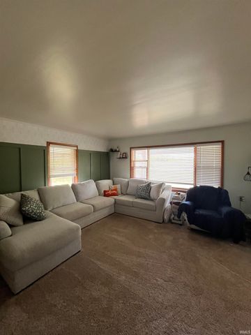 512 E Kendall Street, Lafontaine, IN 46940