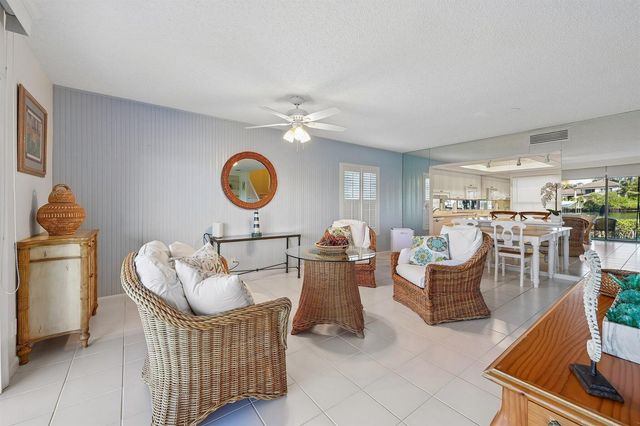 9240 SE Riverfront D, Jupiter, FL 33469