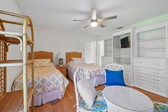 9240 SE Riverfront D, Jupiter, FL 33469