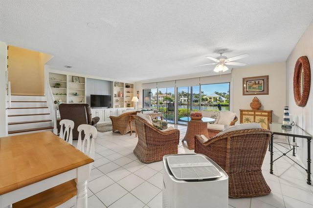 9240 SE Riverfront D, Jupiter, FL 33469