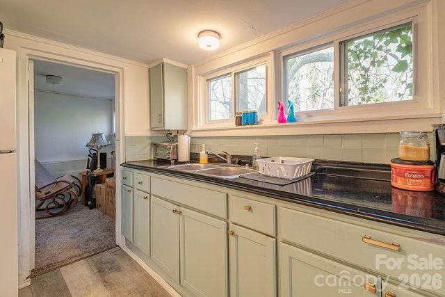 119 Fairfax Avenue, Asheville, NC 28806