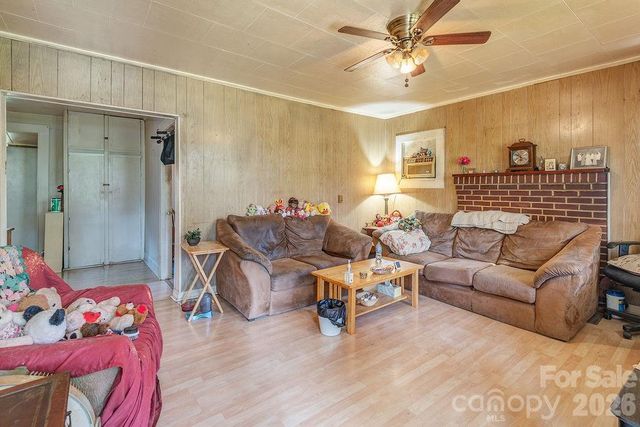 119 Fairfax Avenue, Asheville, NC 28806