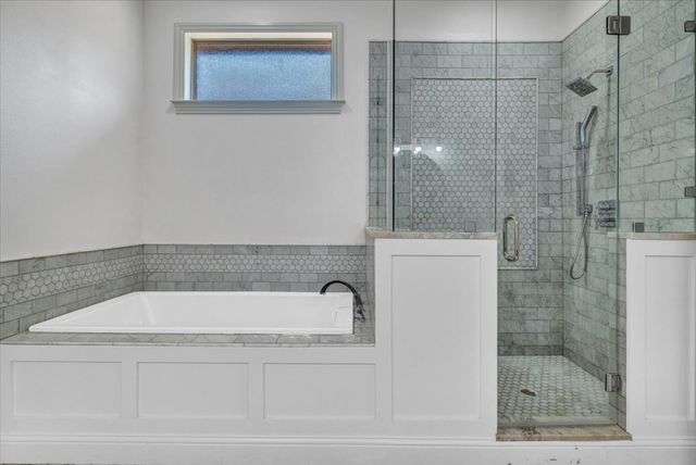 77 Seis Lagos Trail, Lucas, TX 75098