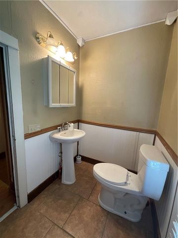 18615 137th Street, Pattonsburg, MO 64670