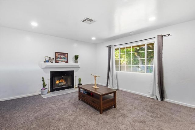 31120 Avenue Valdez, Cathedral City, CA 92234