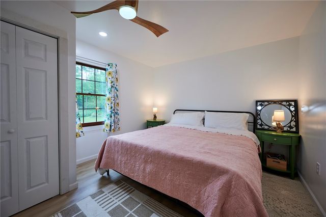 214 Youngs Ln, Sugarcreek Boro, PA 16323