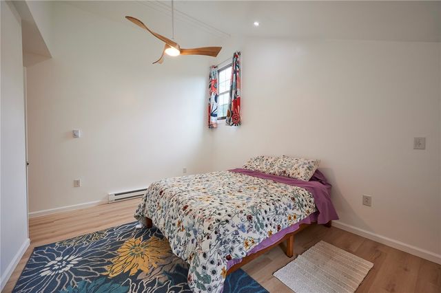 214 Youngs Ln, Sugarcreek Boro, PA 16323