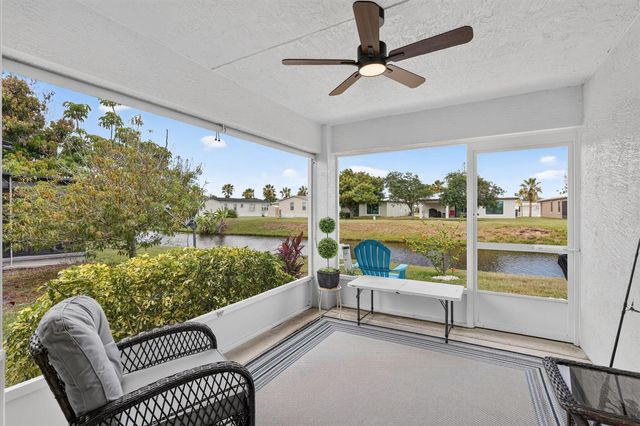 38 Spanish Way, Port St. Lucie, FL 34952