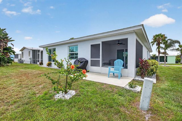 38 Spanish Way, Port St. Lucie, FL 34952