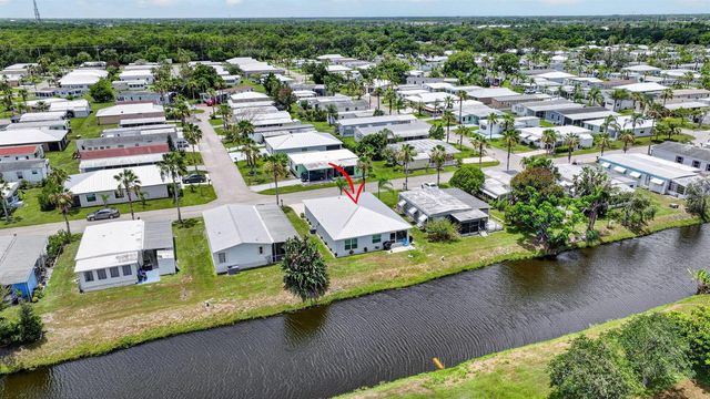 38 Spanish Way, Port St. Lucie, FL 34952
