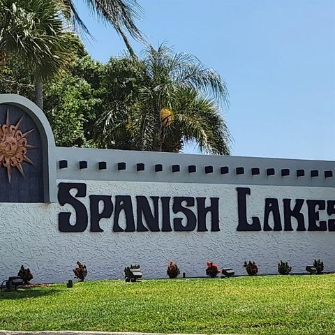 38 Spanish Way, Port St. Lucie, FL 34952