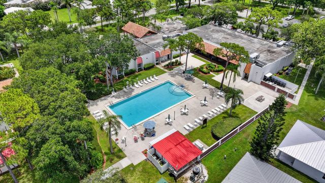 38 Spanish Way, Port St. Lucie, FL 34952