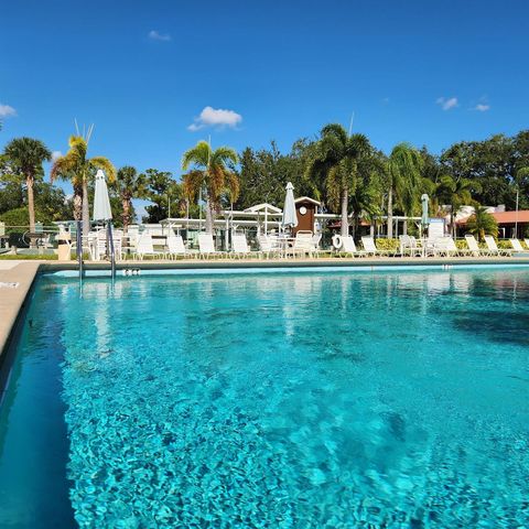 38 Spanish Way, Port St. Lucie, FL 34952